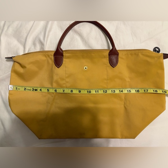 Long champ Yellow Tote Bag - Picture 4 of 10